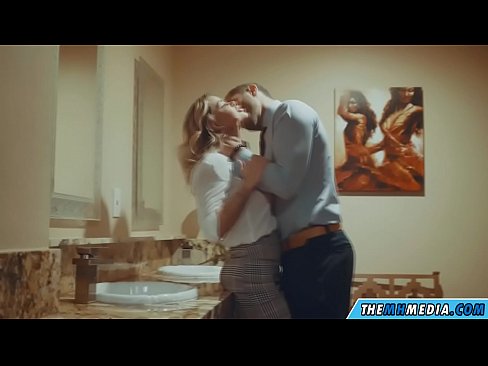❤️ Lè yon blond bèl sedui ou nan yon twalèt piblik ❤ Sèks bon jan kalite nan pònografi ht.com-pornzog.ru ﹏